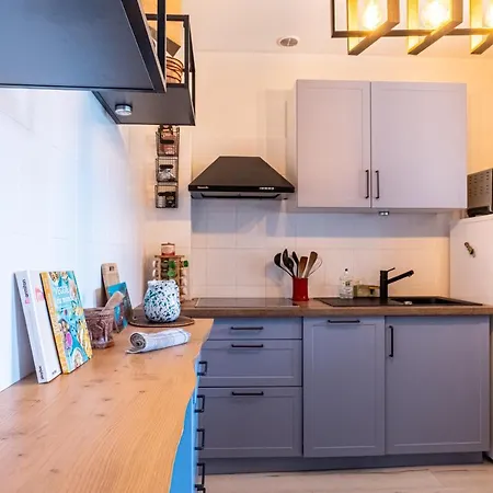 Wood & Metal : T2 Avec Vue Degagee Apartment *