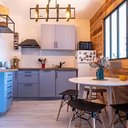 Wood & Metal : T2 Avec Vue Degagee * Annecy