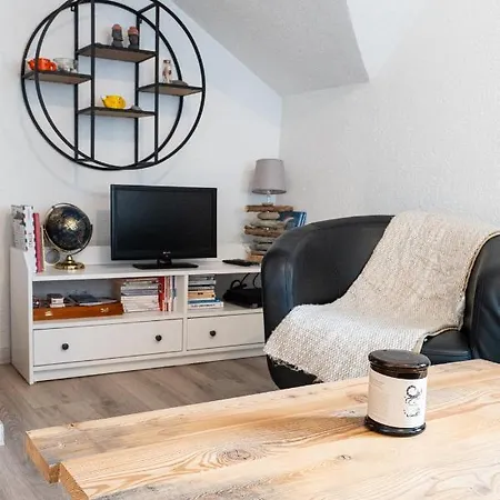 Wood & Metal : T2 Avec Vue Degagee Apartment *